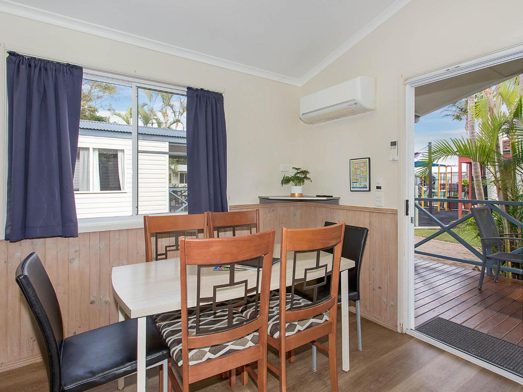 Jacaranda Holiday Park 诺斯黑文 外观 照片